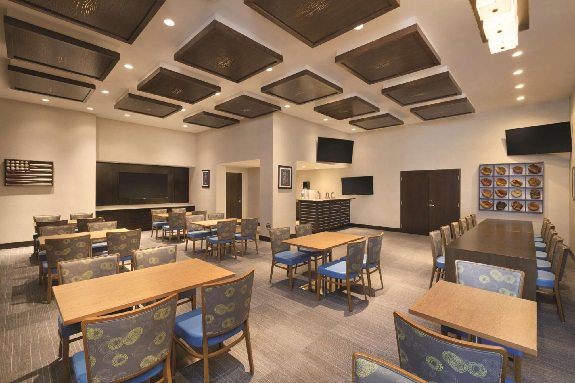 华盛顿特/海军造船厂汉普顿套房酒店 华盛顿哥伦比亚 外观 照片